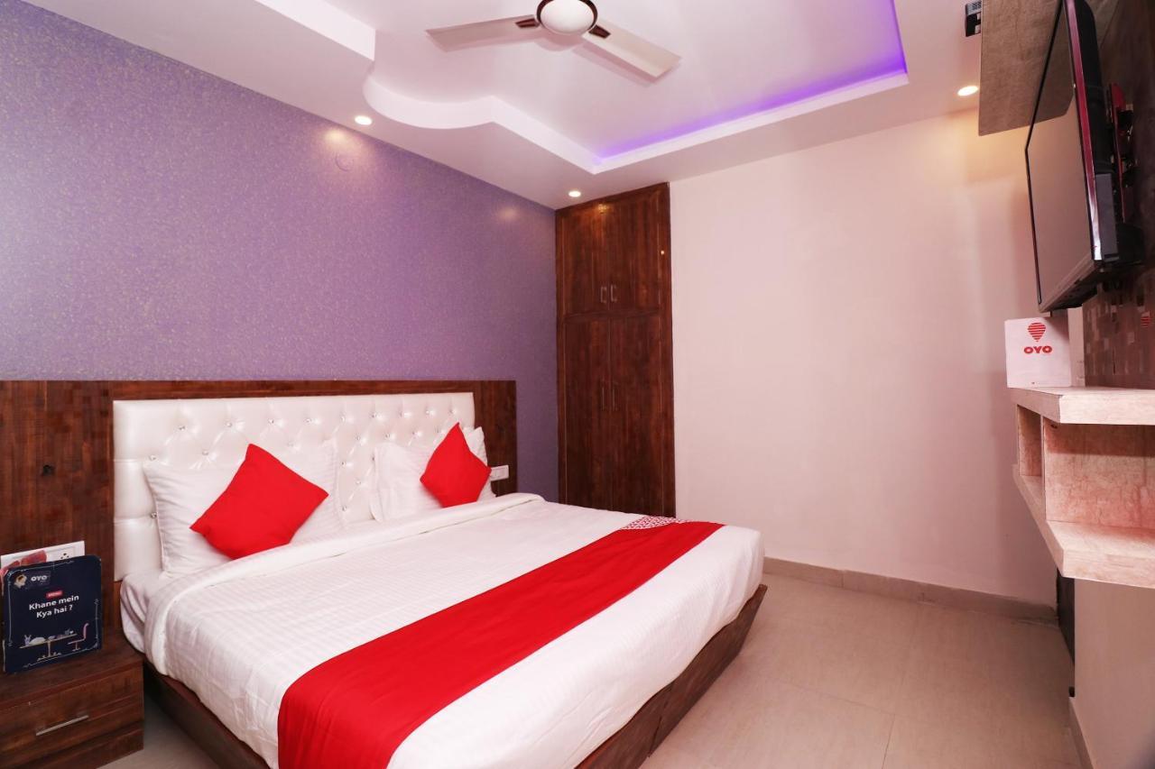 Oyo 25130 Hotel Royal Inn New Delhi Exteriör bild